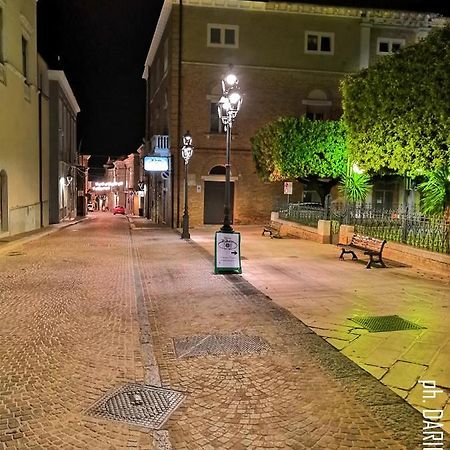 Alloggio Cattedrale Troia Esterno foto