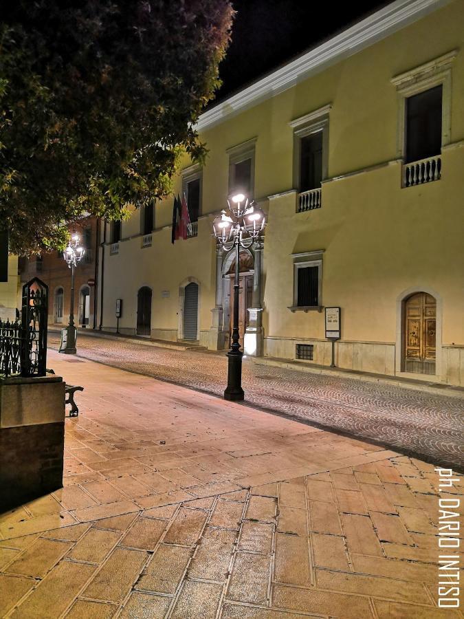 Alloggio Cattedrale Troia Esterno foto