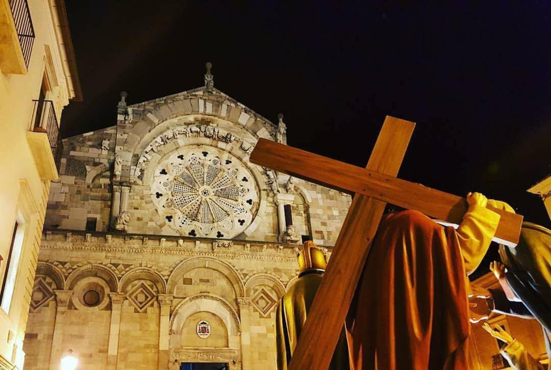 Alloggio Cattedrale Troia Esterno foto