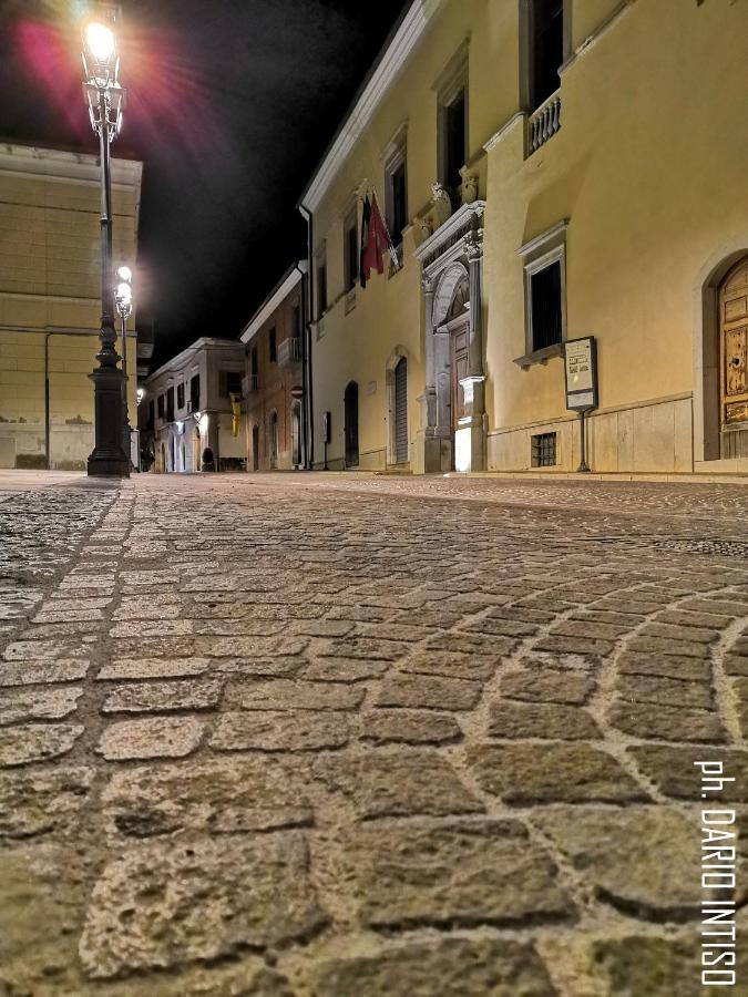 Alloggio Cattedrale Troia Esterno foto